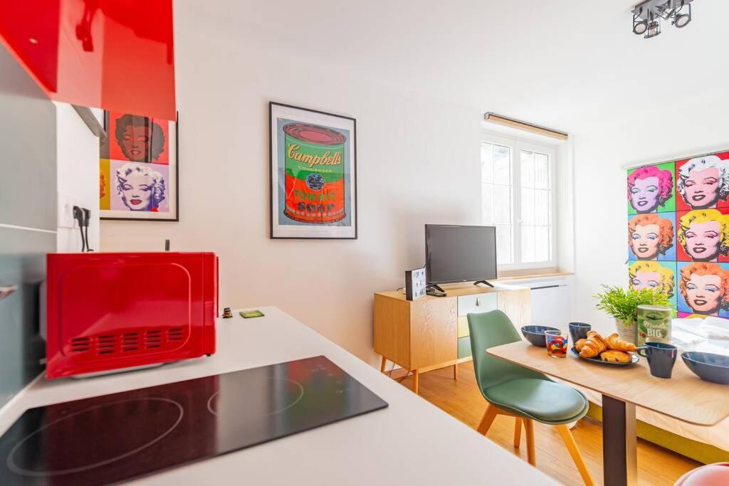Le Pop Art - Topbnb Dijon Luaran gambar